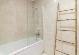 Semi-new 2 bedrooms in Alhos Vedros