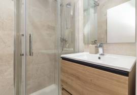 Semi-new 2 bedrooms in Alhos Vedros