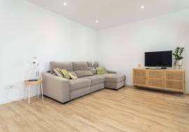 Semi-new 2 bedrooms in Alhos Vedros