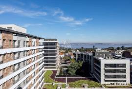 Beautiful High Standard Apartment, 149.84m², For Sale, 3 Suites, 2 Parking Spaces, Balcony with Barbecue, Tristeza, POA/RS