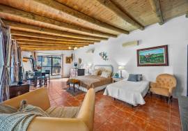 Castelo Paraíso – An Exceptional 18th-Century Estate near São Bras de Alportel