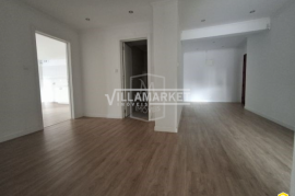 Refurbished 3 bedroom bank apartment located in Ramada, municipality of Odivelas Refurbished 3 bedroom bank apartment located in Ramada, municipality of Odivelas