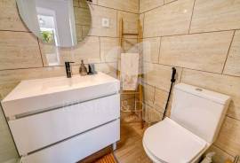 Recently renovated 3 bedroom farmhouse with room for expansion. Santa Catarina, Tavira.