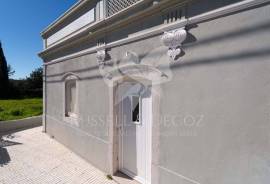 Recently renovated 3 bedroom farmhouse with room for expansion. Santa Catarina, Tavira.