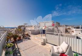 3 Bedroom Townhouse with Sea Views in the Heart of Olhão, Eastern Algarve.