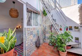 3 Bedroom Townhouse with Sea Views in the Heart of Olhão, Eastern Algarve.