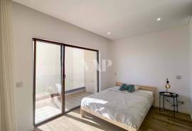 Fully Refurbished 4 Bedroom Villa in the Center of Faro with Rooftop and Private Garage