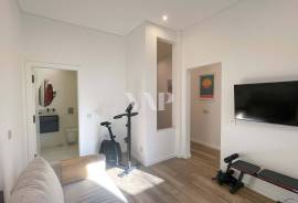 Fully Refurbished 4 Bedroom Villa in the Center of Faro with Rooftop and Private Garage