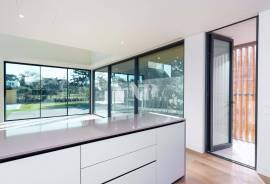 2 bedroom corner villa with private pool in central area, Vilamoura