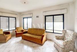 3 bedroom apartment in the center of Loulé