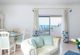3 bedroom apartment with sea view in Quinta do Romão, Quarteira