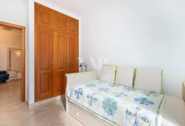 3 bedroom apartment with sea view in Quinta do Romão, Quarteira