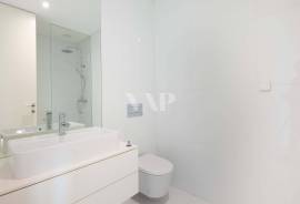 Luxury 3 Bedroom Apartment with Pool in Vilamoura