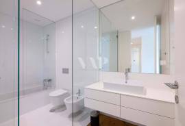 Luxury 3 Bedroom Apartment with Pool in Vilamoura