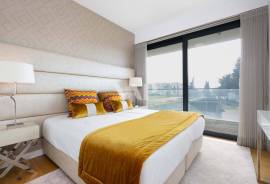 Luxury 3 Bedroom Apartment with Pool in Vilamoura