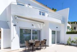 2 bedroom villa with pool, Vilamoura