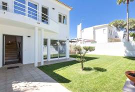2 bedroom villa with pool, Vilamoura