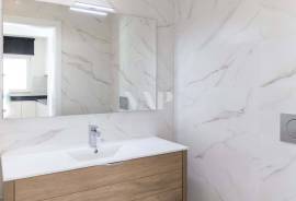 2 bedroom villa with pool, Vilamoura