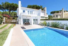 2 bedroom villa with pool, Vilamoura