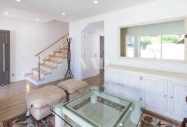 2 bedroom villa with pool, Vilamoura