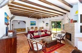 Exclusive 3 bedroom Resort Villa with Private Pool in Pedras da Rainha, Cabanas