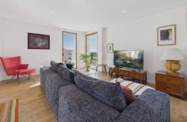 Impressive 3 bedroom top floor apartment in Moncarapacho