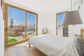 Impressive 3 bedroom top floor apartment in Moncarapacho