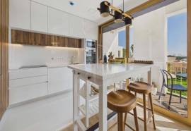 Impressive 3 bedroom top floor apartment in Moncarapacho