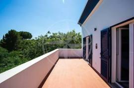 Tavira 4 Bed villa with heated pool, garden & energy-smart year-round comfort
