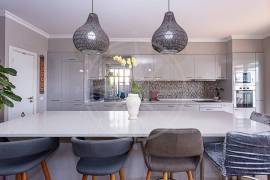 Detached, energy efficient 4 bed sea view villa with pool & garden near Ria Formosa