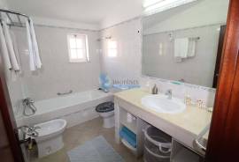 Semi-detached house T0+2 located in Ponta Grande Resort-Albufeira