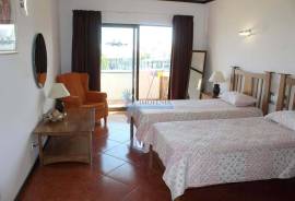 1 Bedroom Apartment with Sun Exposure to the South at Hotel Paraíso de Albufeira – Excellent Opportunity in the Algarve