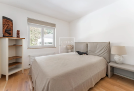 Villa with swimming pool and panoramic views, Restelo, Lisbon