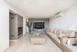 Villa with swimming pool and panoramic views, Restelo, Lisbon