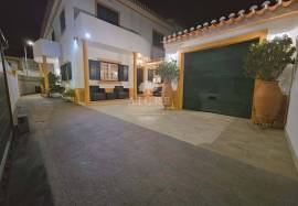 Luxury 4 Bedroom Villa in Quinta del Rey – Beja