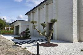 Luxury Finca Vivaldi Hotel For Sale in Leon Spain