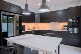 Luxury 4 Bedroom Villa For Sale in The Orchard Golf and Country Club, Dasmarinas Philippines Luxury 4 Bedroom Villa For Sale in The Orchard Golf and Country Club, Dasmarinas Philippines