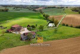 Luxury 5 Bed Equestrian Home For Sale In CASTELNAU D’ANGLES Occitanie France