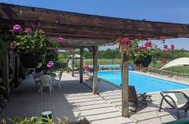 Luxury 6 Bed Equestrian Home & Gite For Sale In CHATIGNAC France