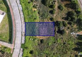 Plot for construction of a 3-bedroom house – Mexilhoeira Grande – Pontalgar