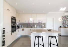 4 Bedroom Villa  on Boavista Golf & Spa, Lagos