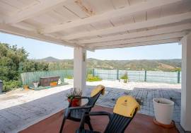 3 bedroom villa | with land | in Salir | Mountain view