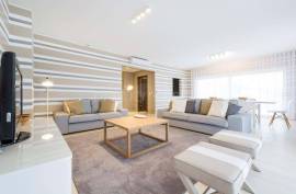 2 Bedroom Duplex Apartment for Sale in Vilamoura – Golf Front | Close to the Marina and Beach