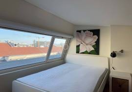 Apartment with mezzanine for rent in downtown Porto