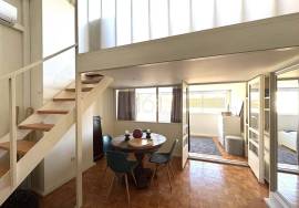 Apartment with mezzanine for rent in downtown Porto