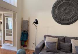 Apartment with mezzanine for rent in downtown Porto