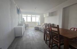 2+1 Bedroom Apartment Centro de Matosinhos top floor