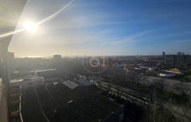 2+1 Bedroom Apartment Centro de Matosinhos top floor