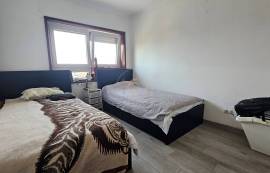 2+1 Bedroom Apartment Centro de Matosinhos top floor