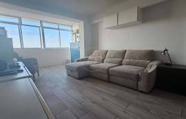 2+1 Bedroom Apartment Centro de Matosinhos top floor